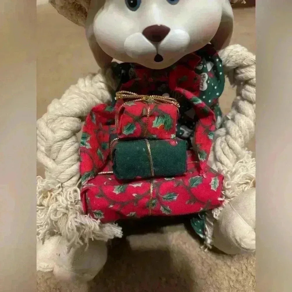 House of Lloyd Christmas Around the World “Floyd Bunny” 1994 - Picture 6 of 13